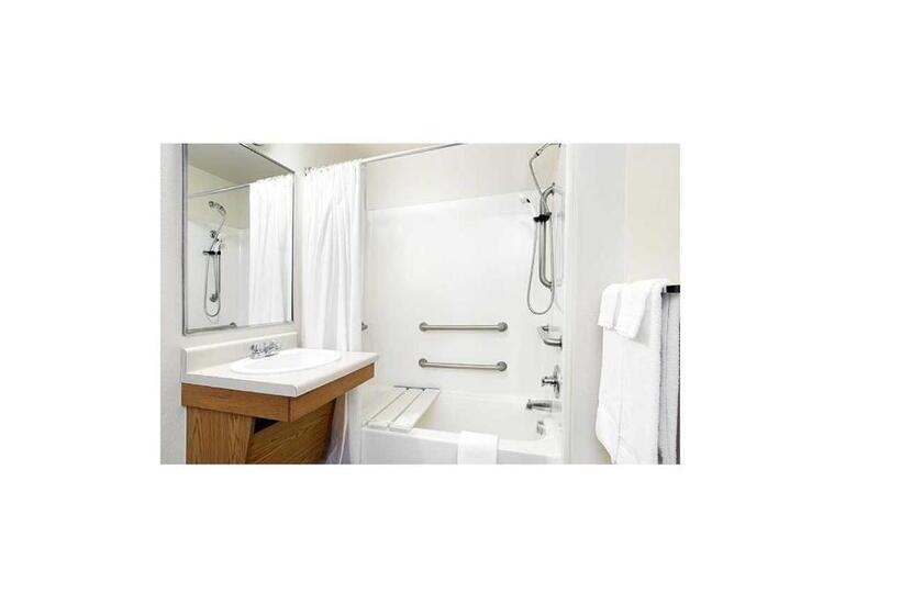 适合残疾人使用的标准间, Woodspring Suites Jacksonville I295 East