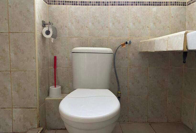 اتاق استاندارد با بالکن, Maasai Resort