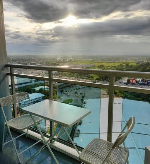Студио Стандарт с Видом, Azure North Monaco Tower Unit 2114