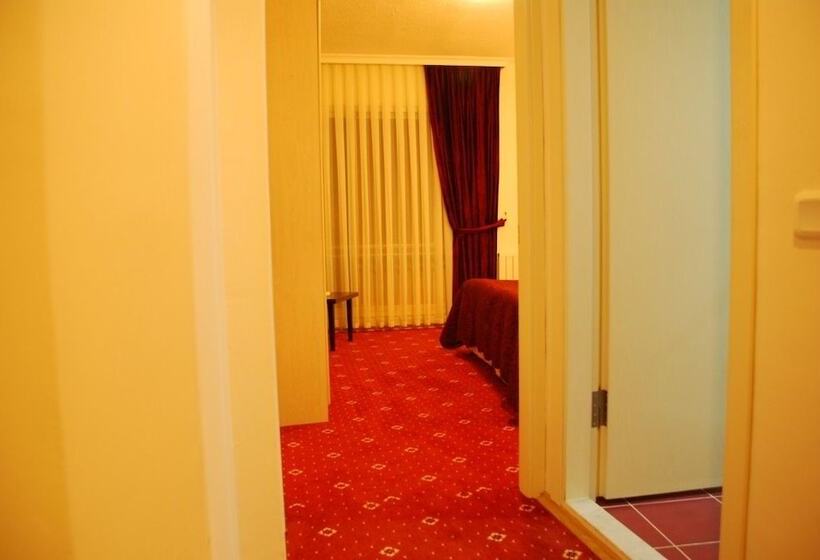 Люкс, Otel Bossinop