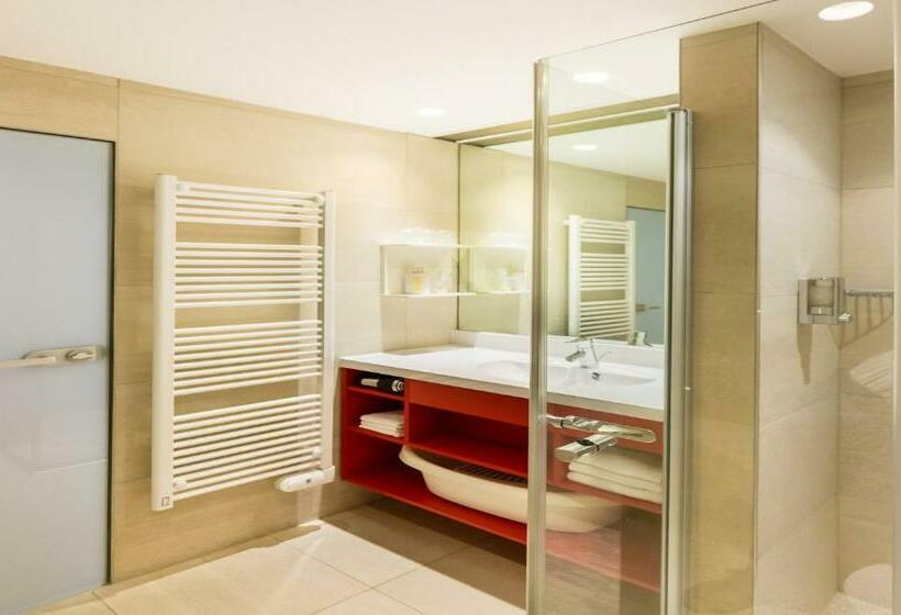 Номер Стандарт с Балконом, All In Red Thermen