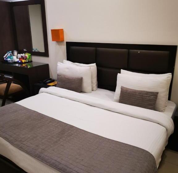 Номер Стандарт, Pk Residency
