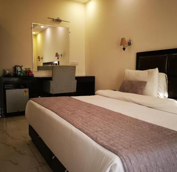Номер Стандарт, Pk Residency