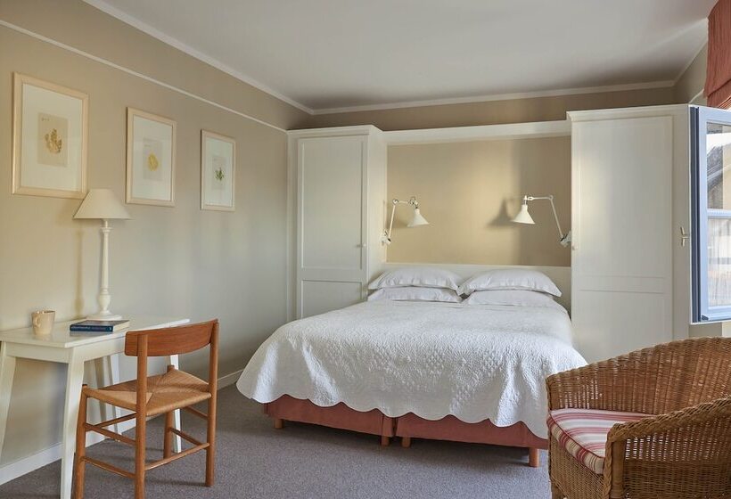 Номер Стандарт, Le Grand Hotel Des Bains & Spa   Bretagne