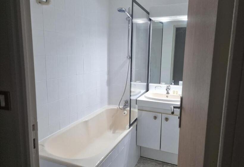 Номер Economy, Hôtel Le Prieuré