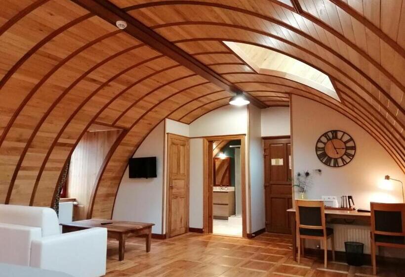 Люкс Deluxe Кровать Кинг, Logis Hotel La Diligence