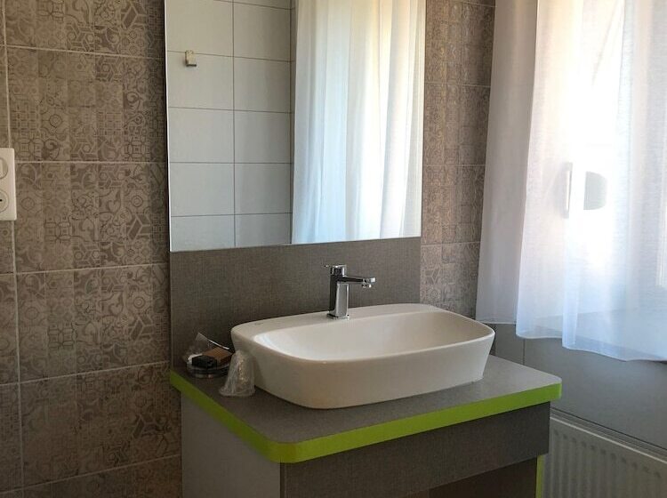 Номер Superior, Les Tilleuls Montbeliard Sud Audincourt