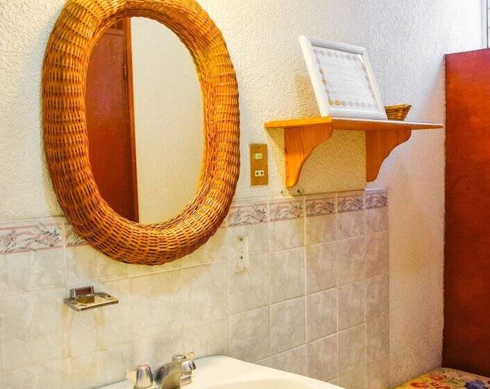 이그제큐티브 스위트, Eco Hotel Mariscal