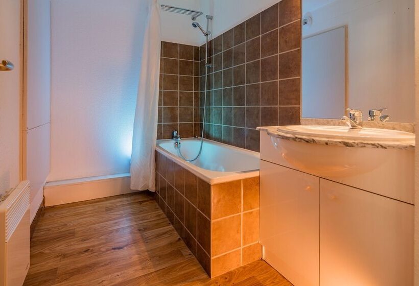 Апартаменты 2 Спальни, Sunweb   Chalets De Bois Méan