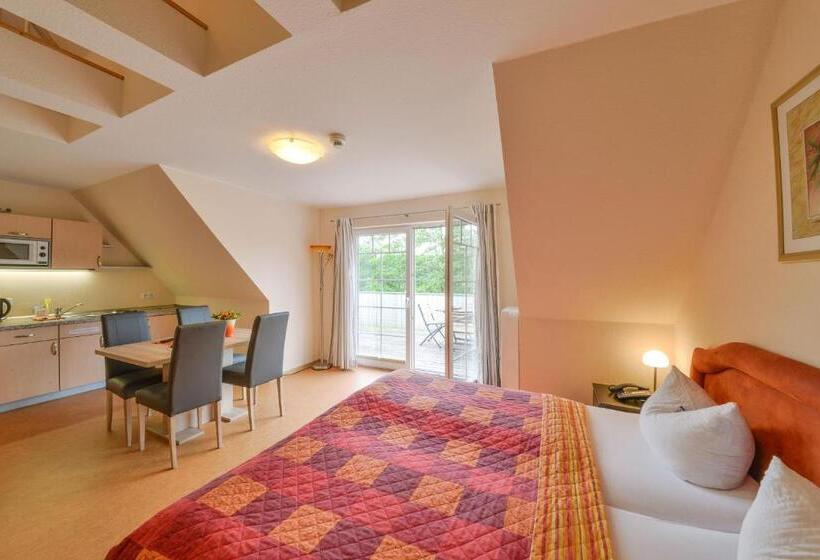 Семейный Номер, Ostseehotel Rike