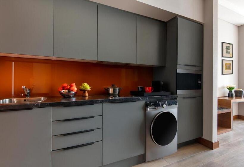Студио Стандарт Кровать Кинг, Swissotel Living Jeddah