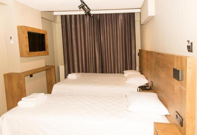 Номер Стандарт Трехместный, Fidanoğlu Suite Hotel çorlu