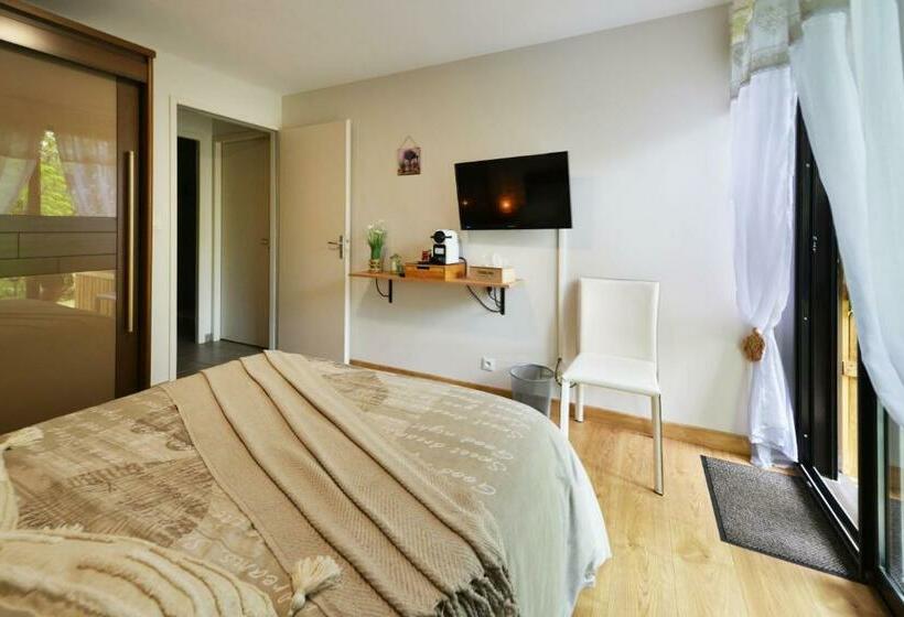 Номер Стандарт, Chambres Et Table D Hotes Du Calvaire