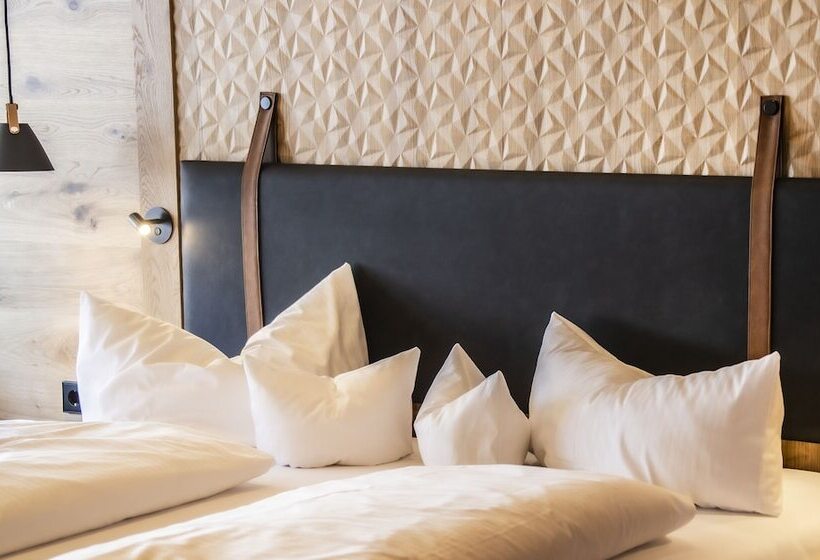 Номер Deluxe, Alpen Hotel Post
