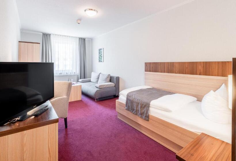Номер Стандарт Индивидуальный, Sporthotel Neuruppin