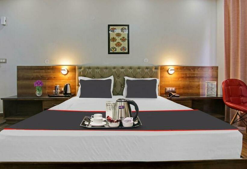 Трехместный Номер Классика, Fabhotel Outhills