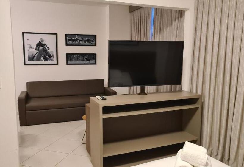 스탠다드 스튜디오 풀장 전망, Condomínio Barretos Thermas Park   Flat Parque Do Peão