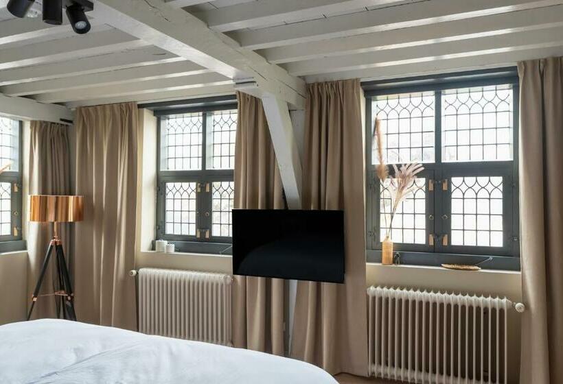 Quarto Estandar, Het Heerenlogement Beusichem