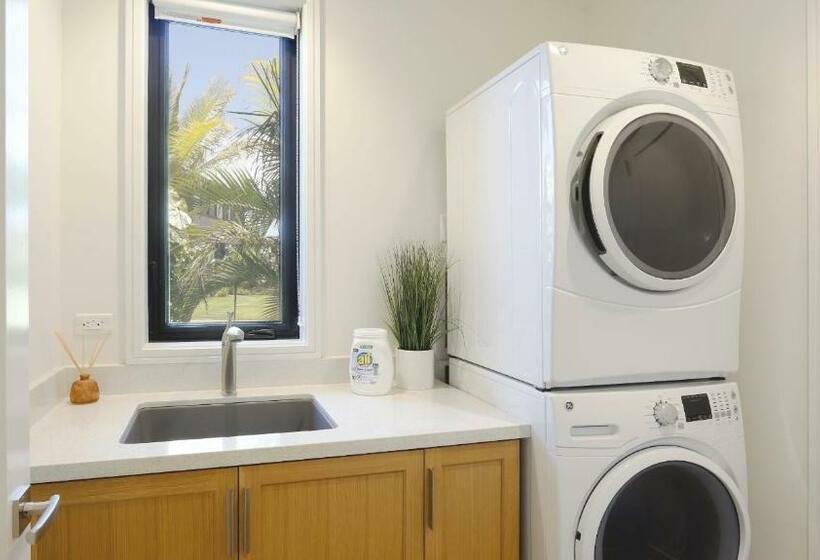 Апартаменты 1 Спальня Вид на Бассейн, Maui Westside Presents: Honua Kai   Luana Garden Villas 7b