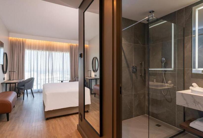اتاق اجرایی با تخت بزرگ, Radisson Blu Hotel, Durban Umhlanga