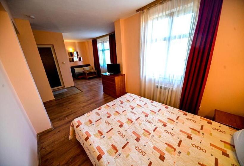Люкс Повышенной Комфортности, Family Hotel Bansko Sofia