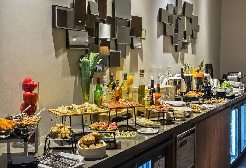 Люкс с Видом, Melia Paris La Defense