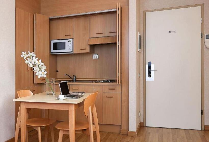 استودیو استاندارد با تخت کینگ, Residence Cimarosa