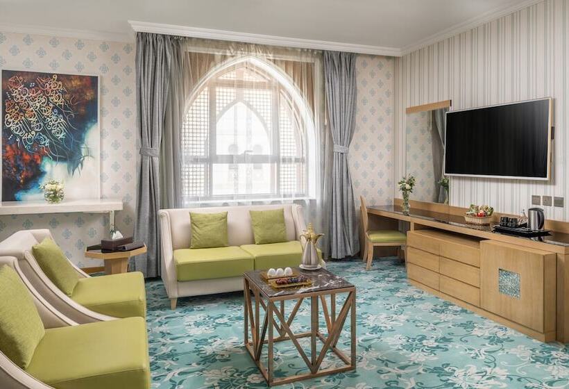 Junior Suite with Views, Elaf Al Taqwa