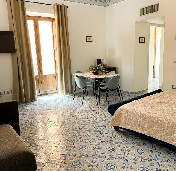 اتاق استاندارد با تخت بزرگ, B&b Faraglione