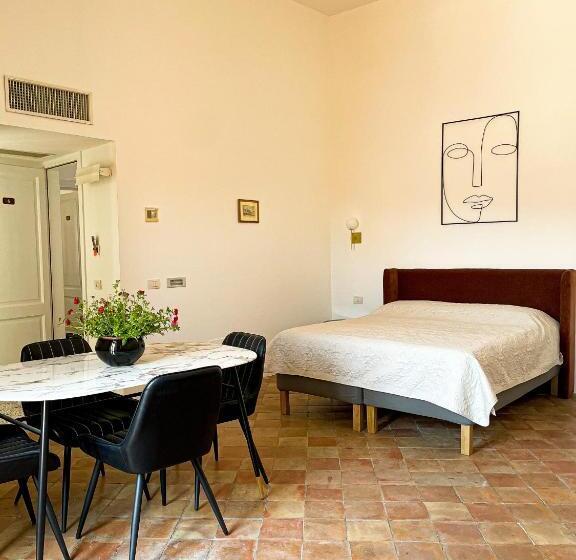 اتاق سوپریور, B&b Faraglione