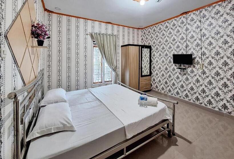 Номер Superior, Homestay Sakinah Syariah Mitra Reddoorz