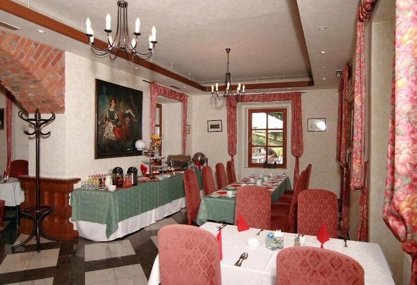 اتاق استاندارد, Golf Resort Hotel Konopiště