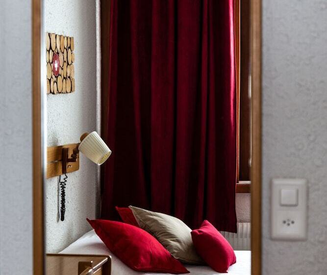 اتاق استاندارد یک نفره, Hôtel Le Relais Alpin
