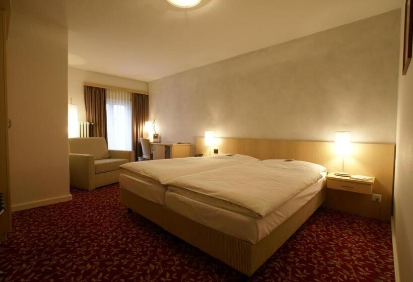 Номер Комфорт, Ochsen Lenzburg
