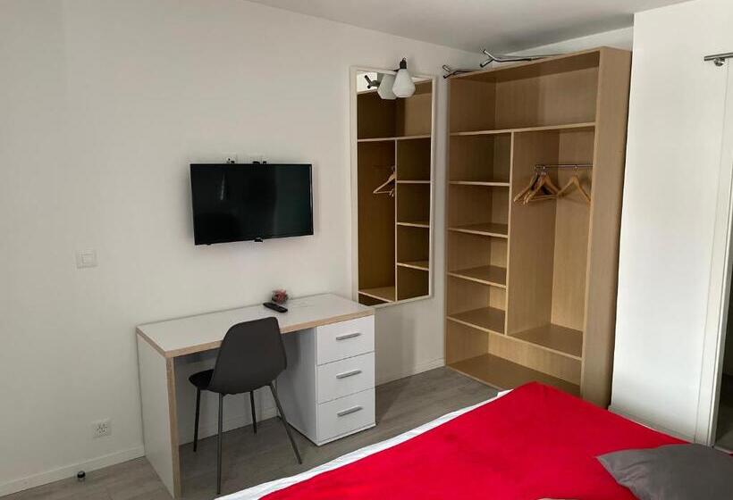 Номер Стандарт, Relais De L Aérodrome