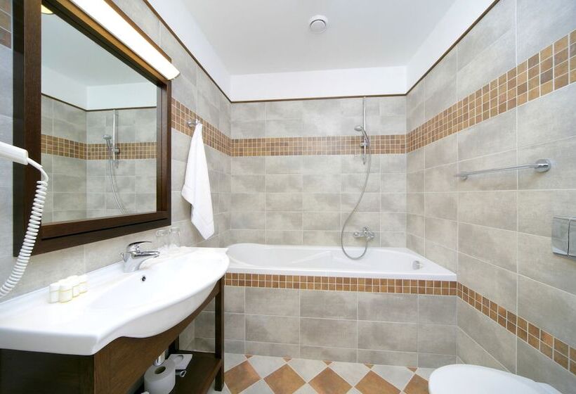 Люкс, Hygge Hotel U Zvonu