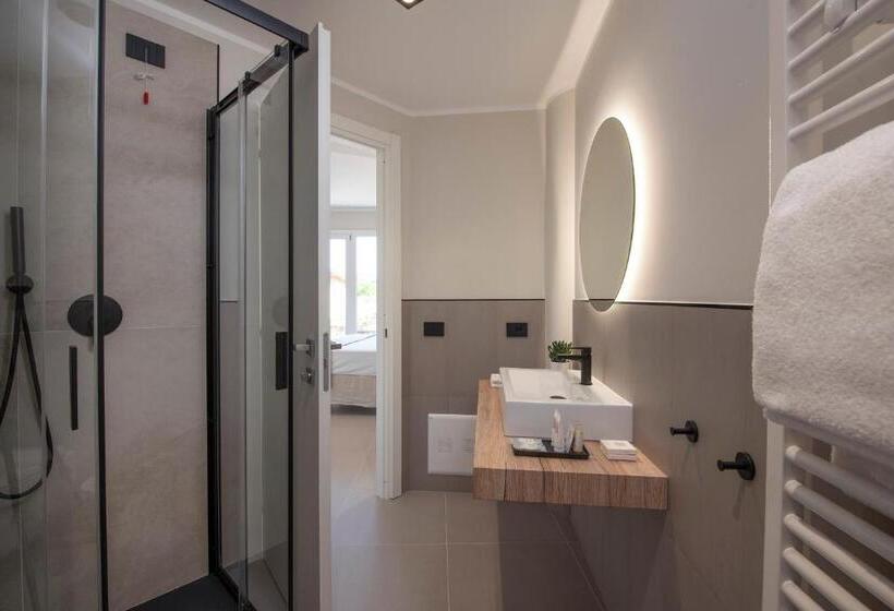 Апартаменты 1 Спальня, Mem Lodge And Suite