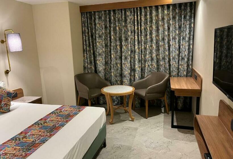 Номер Deluxe, Suvidha Suites