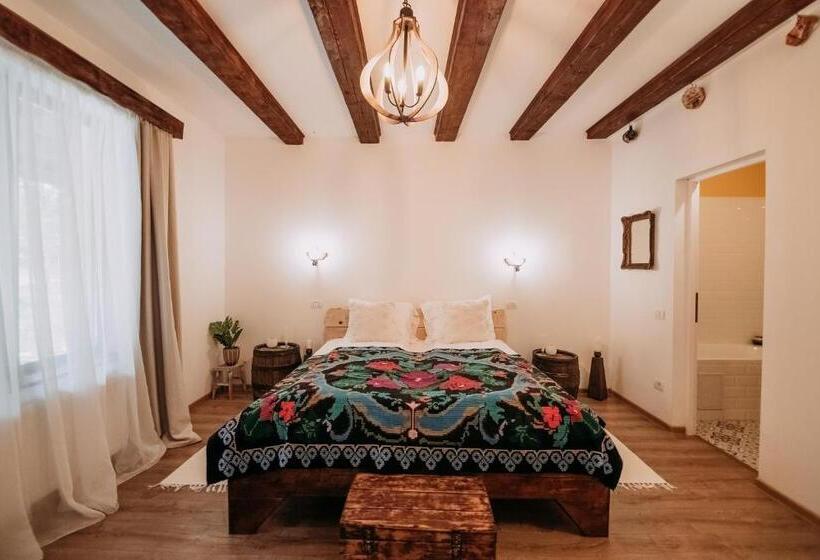Номер Deluxe, Casa De Sub Munte