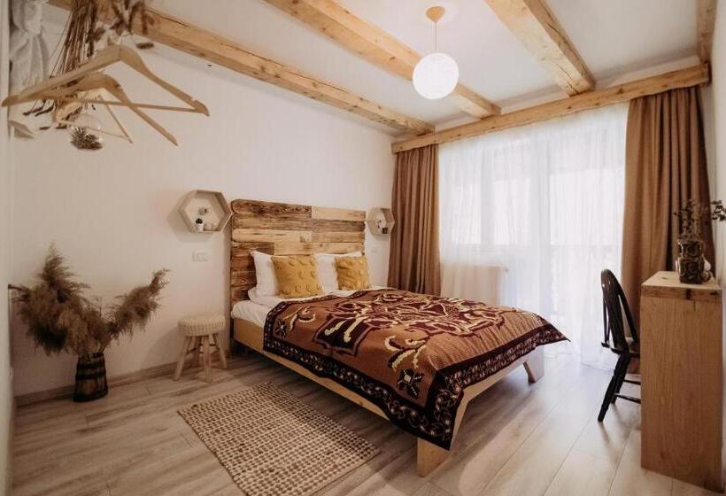 Номер Стандарт, Casa De Sub Munte