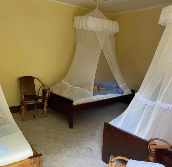 Номер Стандарт Трехместный, Fig Tree Lodge Camp