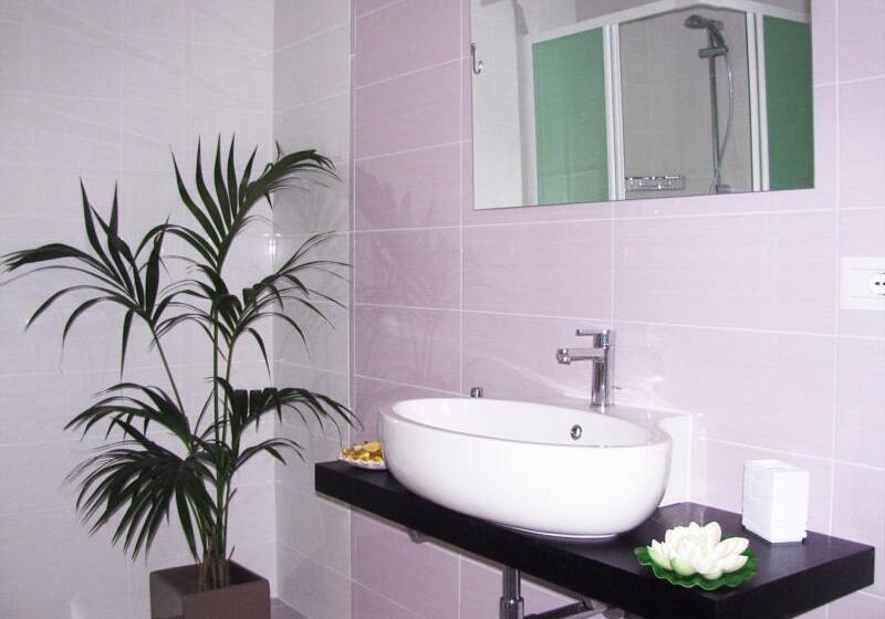Трехместный Номер Стандарт Вид на Сад, Ibiscus B&b