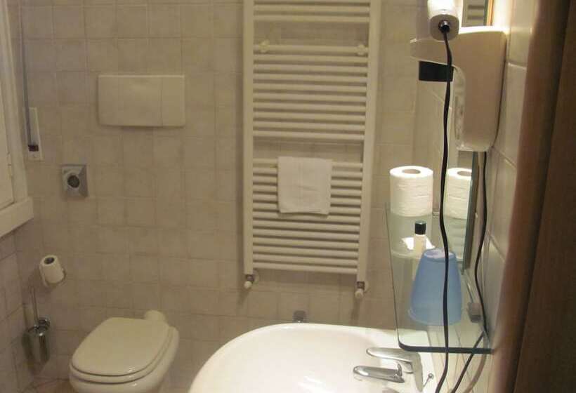 اتاق اکونومی, Albergo Hotel Giardino