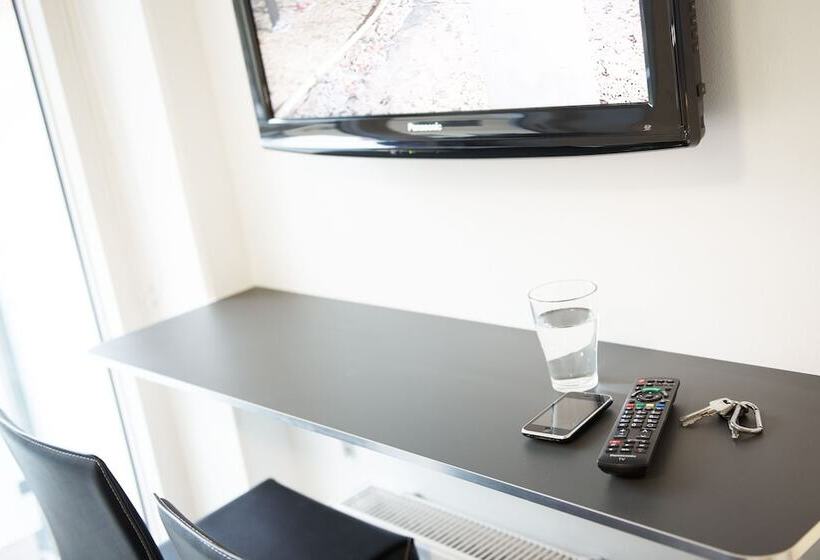 Номер Стандарт с Балконом, Aparthotel Faber