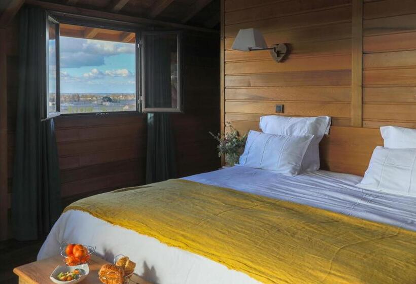 Номер Deluxe, Le Relais De Franc Mayne Saint Emilion