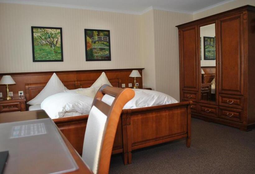 带阳台的豪华间, Waldhotel Rheinbach
