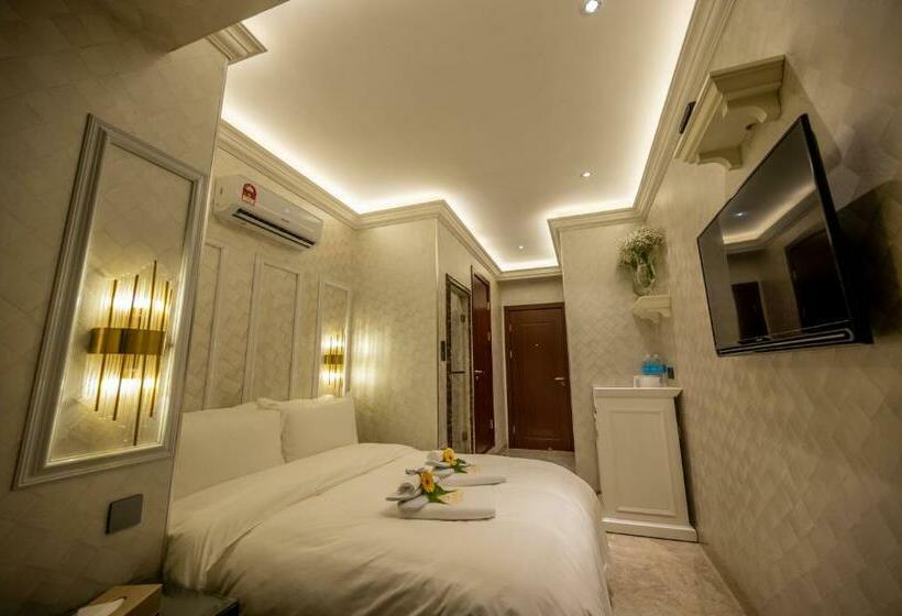 디럭스 룸, A Residence @ Between Hilton & Cititel