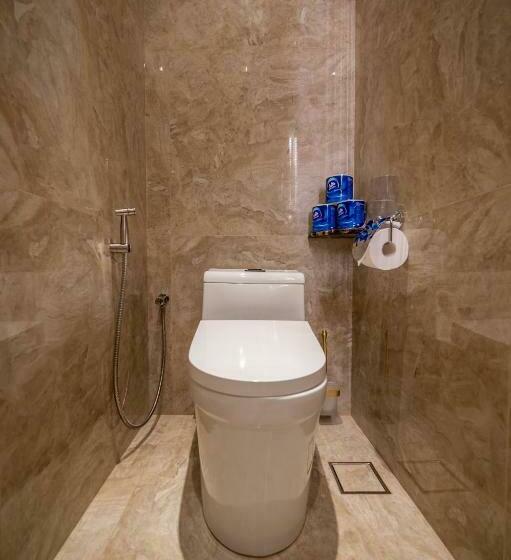 디럭스 룸, A Residence @ Between Hilton & Cititel