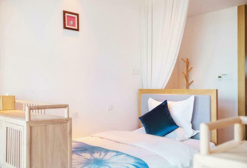 Номер Стандарт Вид на Озеро, Dali Beauty Seaview B&b