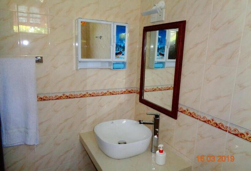 이코노미 룸, Solal Villa